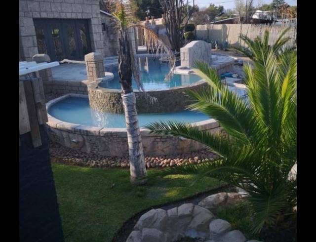 BUSINESS FOR SALE IN OVISTON